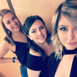 Meet your Posher, Caroline